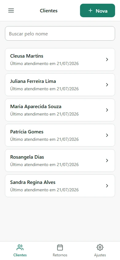 Tela de clientes do aplicativo, com a lista de pessoas atendidas e um campo de busca.